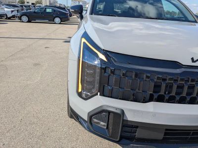 2026 Kia Sportage Plug-In Hybrid — photo 12 view