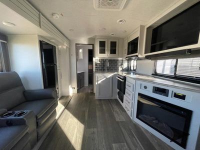 2024 Keystone RV Cougar Half-Ton — photo 13 view