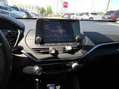 2022 Nissan Altima — photo 17 view