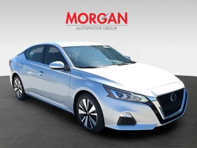 2022 Nissan Altima — side profile view