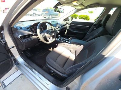 2022 Nissan Altima — photo 12 view