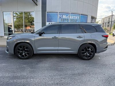 2024 Lexus TX - Photo 2