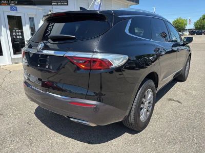 2023 Buick Enclave — detail view