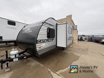 2026 Coachmen RV Catalina Summit Series 7 - Photo 3