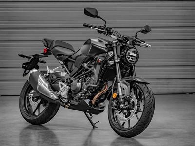 2025 Honda CB300R - Photo 1