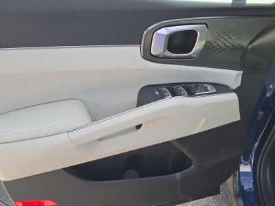 2026 Kia Sorento — photo 18 view