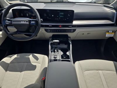 2026 Kia Sorento — photo 13 view