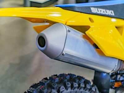 2026 Suzuki RM-Z450 - Photo 10