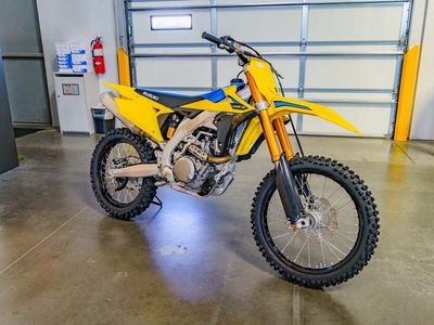 2026 Suzuki RM-Z450 - Photo 2