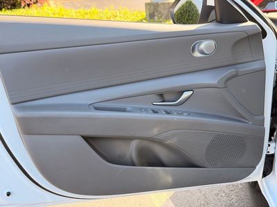 2024 Hyundai Elantra SEL - Photo 24