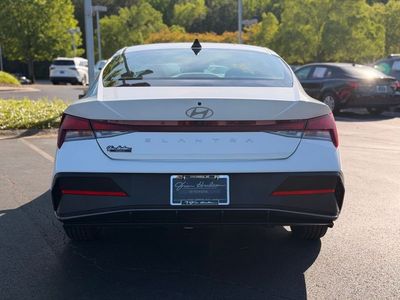 2024 Hyundai Elantra SEL - Photo 13
