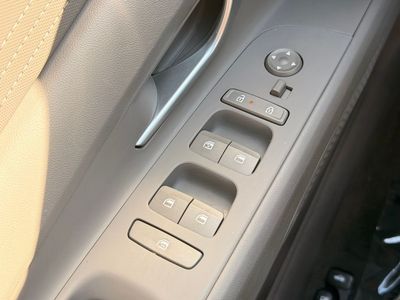 2024 Hyundai Elantra SEL - Photo 25
