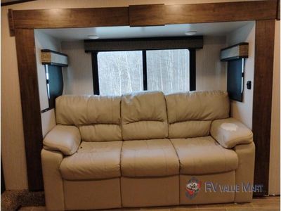 2021 Heartland Bighorn Traveler - Photo 16