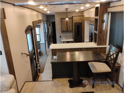2021 Heartland Bighorn Traveler - Photo 13