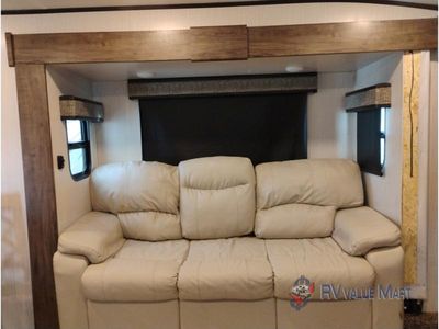 2021 Heartland Bighorn Traveler - Photo 17