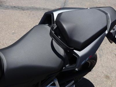 2025 Honda CB750 Hornet - Photo 14
