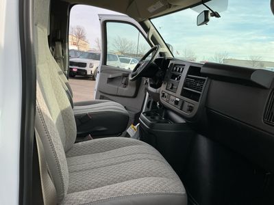 2025 Chevrolet Express Commercial Cutaway - Photo 12