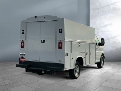 2025 Chevrolet Express Commercial Cutaway - Photo 4