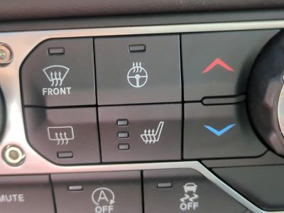 2026 Jeep Gladiator — photo 25 view