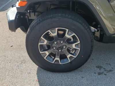 2026 Jeep Gladiator — photo 11 view