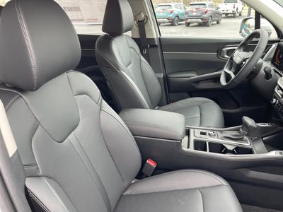 2026 Kia Sorento — photo 15 view