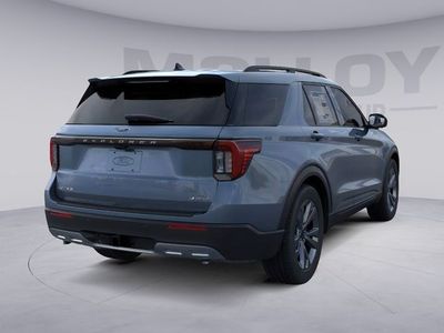 2026 Ford Explorer — photo 11 view