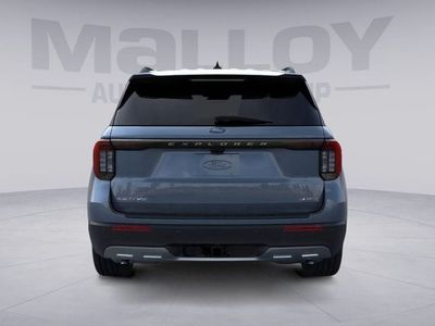 2026 Ford Explorer — photo 12 view