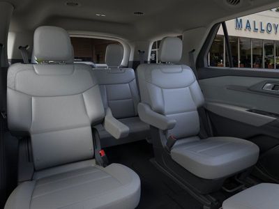 2026 Ford Explorer — photo 29 view