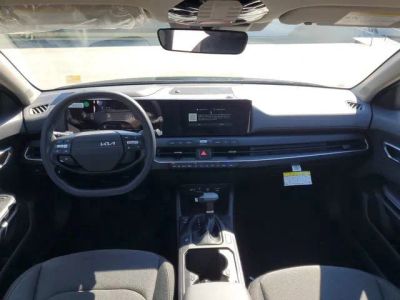 2025 Kia K4 — photo 21 view