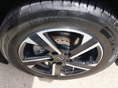2024 Nissan Sentra — photo 10 view