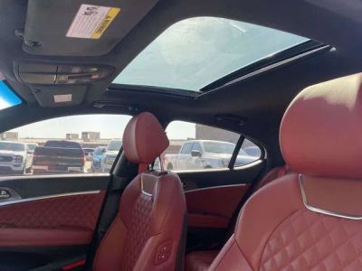 2025 Genesis G70 - Photo 17
