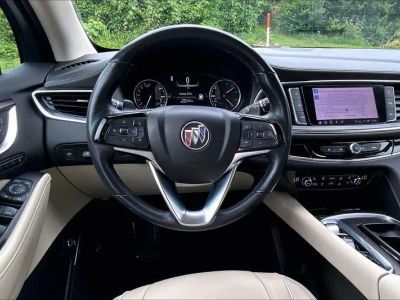 2022 Buick Enclave — detail view