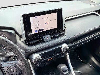 2024 Toyota RAV4 — photo 25 view