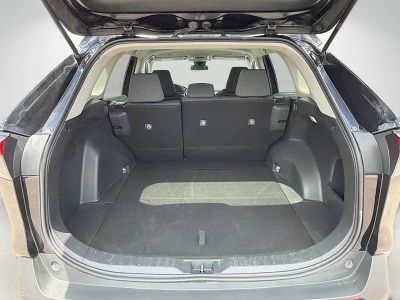 2024 Toyota RAV4 — photo 11 view