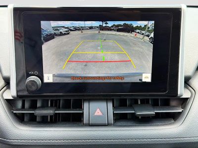 2024 Toyota RAV4 — photo 30 view
