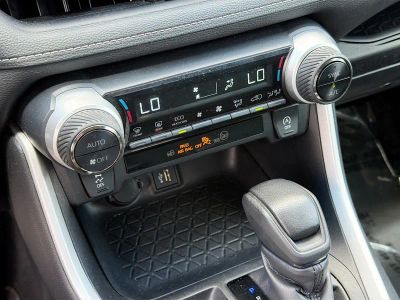 2024 Toyota RAV4 — photo 31 view