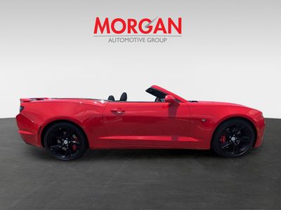 2022 Chevrolet Camaro - Photo 2