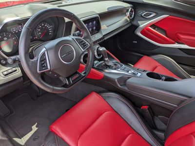 2022 Chevrolet Camaro - Photo 13