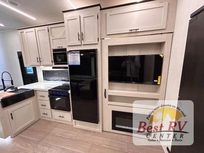 2026 Forest River RV Cherokee Arctic Wolf - Photo 44
