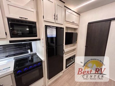 2026 Forest River RV Cherokee Arctic Wolf - Photo 31