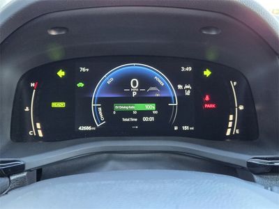 2025 Toyota Camry — photo 10 view