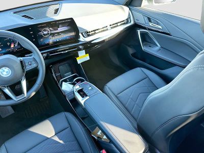 2026 BMW X1 — photo 18 view