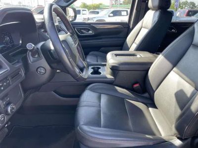 2022 Chevrolet Suburban - Photo 17