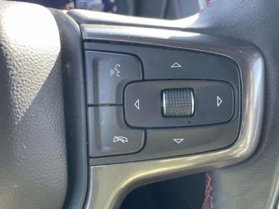 2022 Chevrolet Suburban - Photo 22