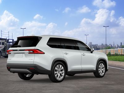 2026 Toyota Grand Highlander Hybrid - Photo 12