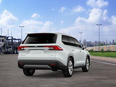 2026 Toyota Grand Highlander Hybrid - Photo 11