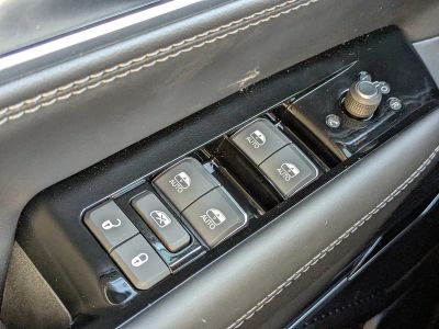 2026 Jeep Grand Wagoneer — photo 22 view