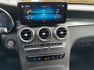 2022 Mercedes-Benz GLC - Photo 6