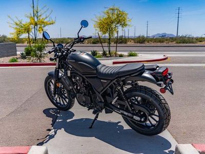 2025 Honda SCL500 - Photo 5