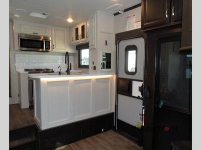 2023 Jayco Seismic Luxury Series - Photo 7